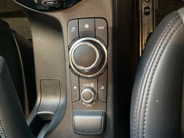 Mazda CX-3 20S 10