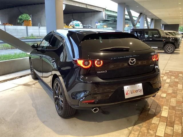 Mazda MAZDA3 15