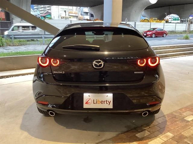 Mazda MAZDA3 14