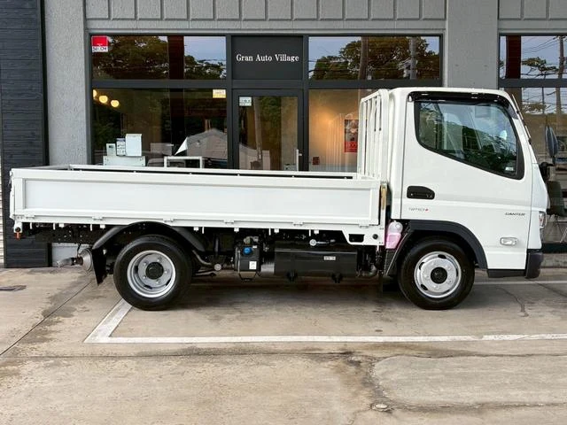 Mitsubishi Fuso CANTER 66