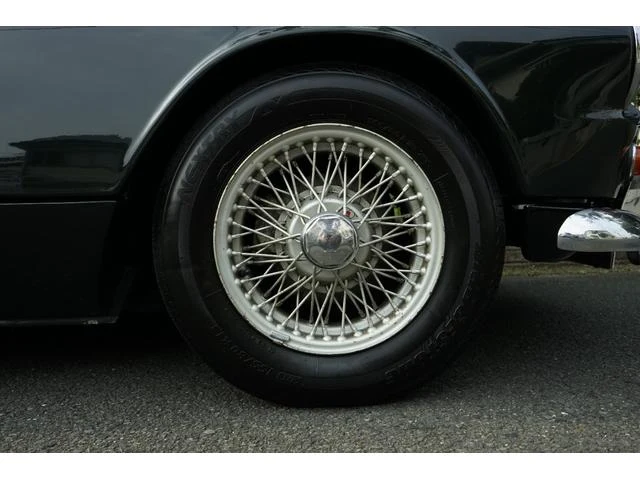 Triumph SPITFIRE 24
