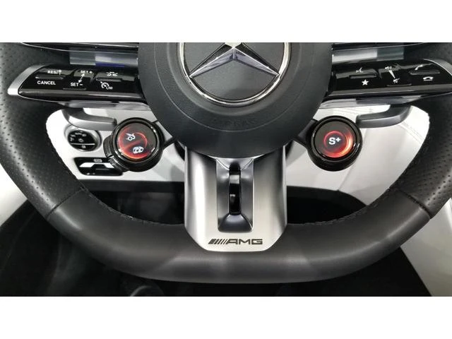 MERCEDES AMG SL 52