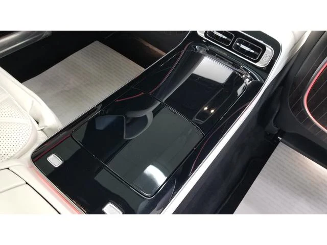 MERCEDES MAYBACH S-CLASS 61