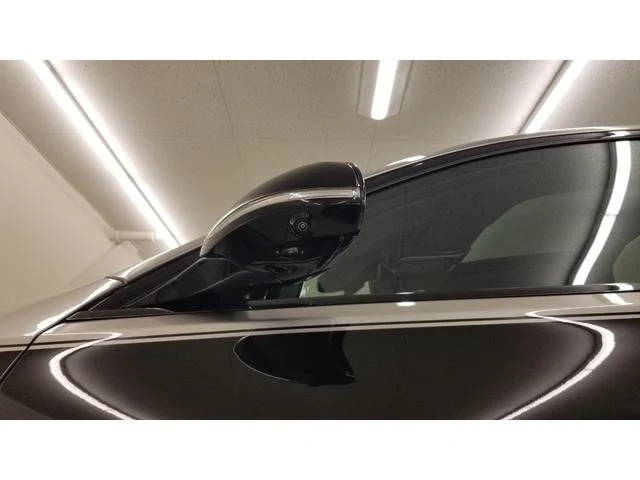 MERCEDES MAYBACH S-CLASS 28