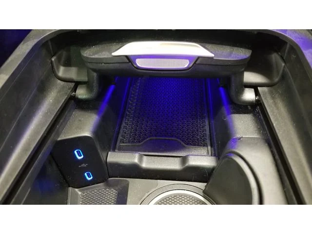 MERCEDES BENZ E-CLASS 20