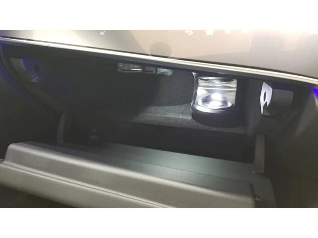 MERCEDES BENZ E-CLASS 33