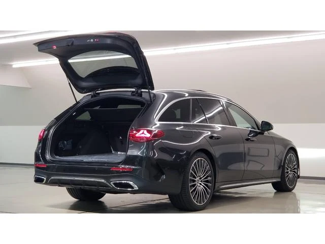 MERCEDES BENZ E-CLASS 17