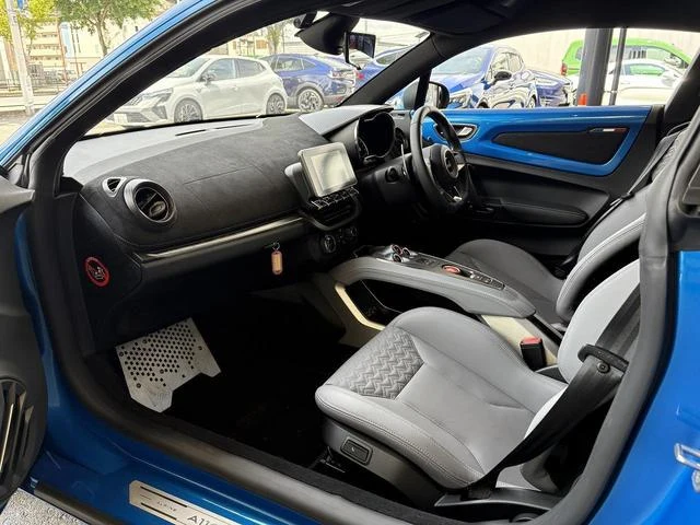 Alpine A110 13