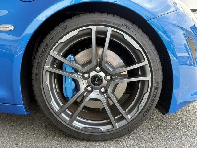 Alpine A110 4