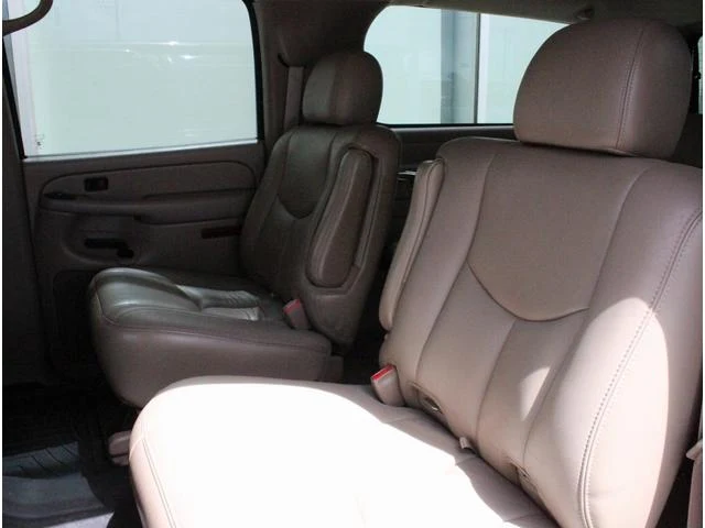 Chevrolet SUBURBAN 14