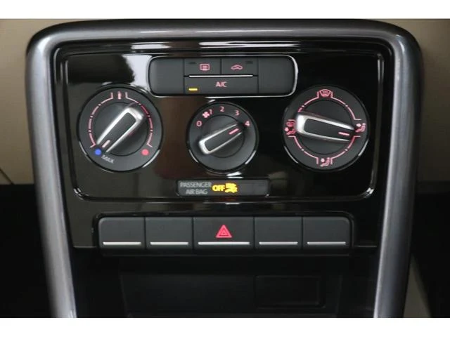 Volkswagen THE 12