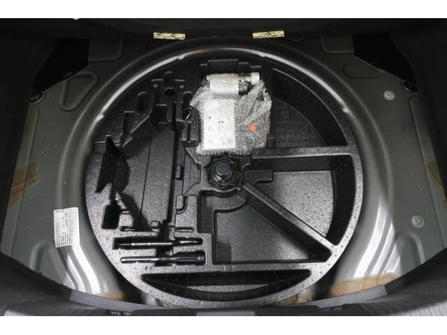Volkswagen THE 32