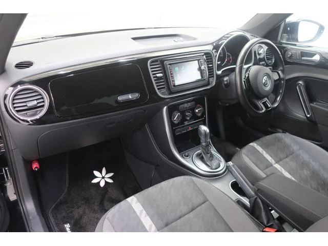 Volkswagen THE 22