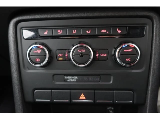 Volkswagen THE 12