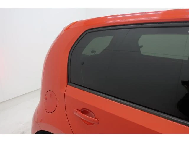 Volkswagen UP! 38