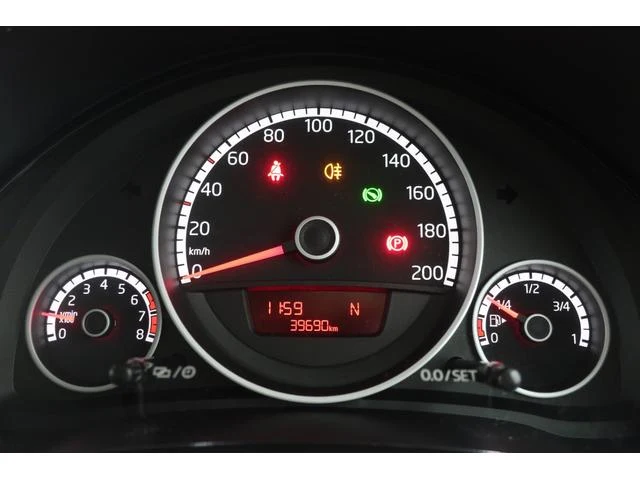 Volkswagen UP! 15