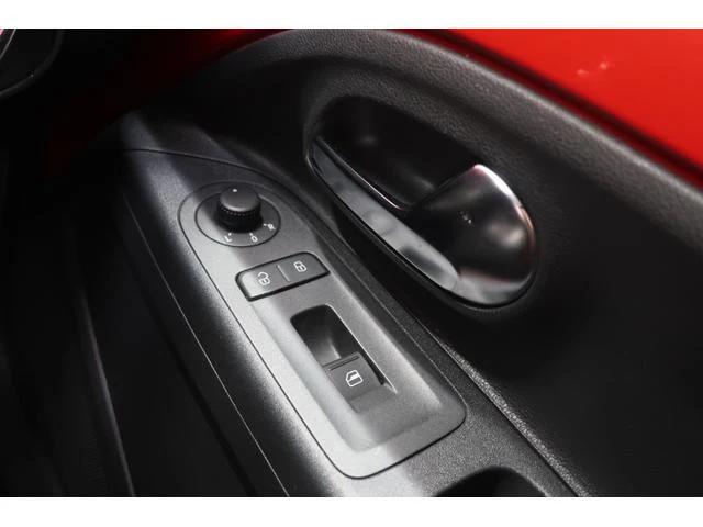 Volkswagen UP! 18