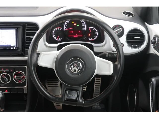 Volkswagen THE 11