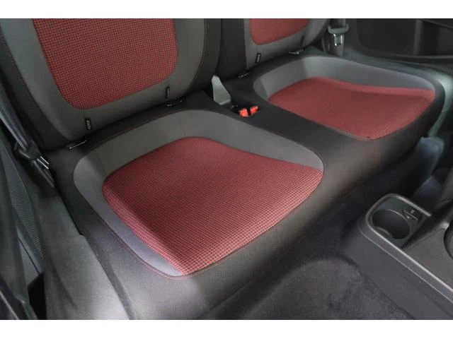 Volkswagen THE 31