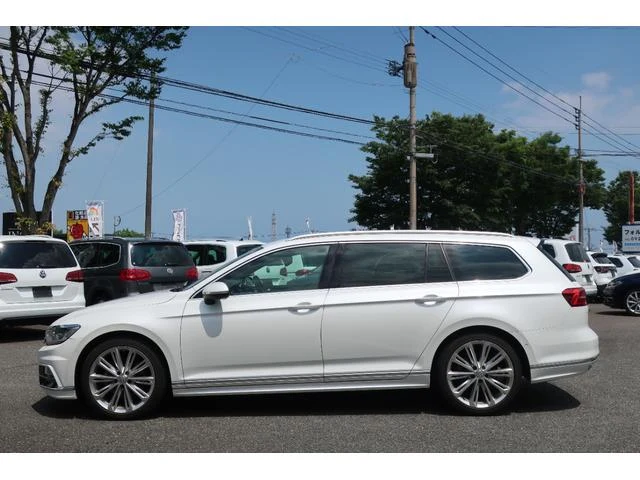 Volkswagen PASSAT 63
