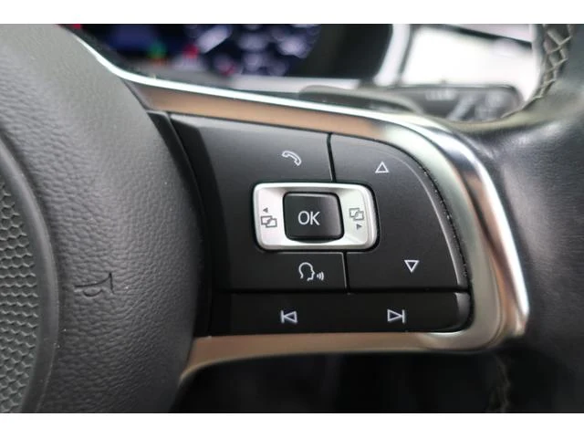 Volkswagen PASSAT 19