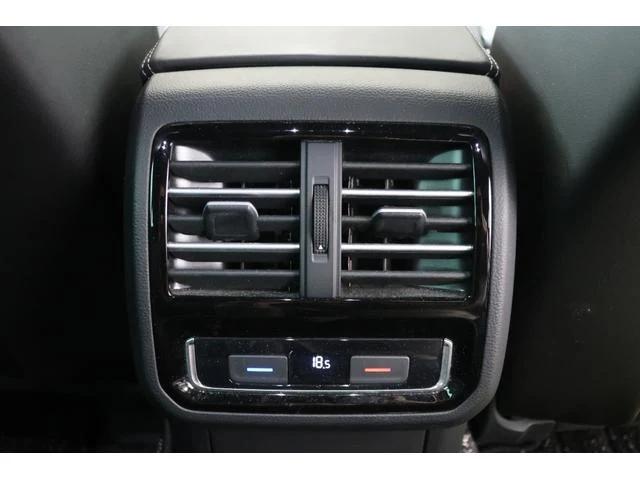 Volkswagen PASSAT 29
