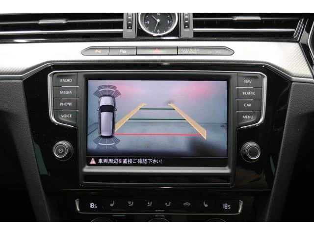 Volkswagen PASSAT 11
