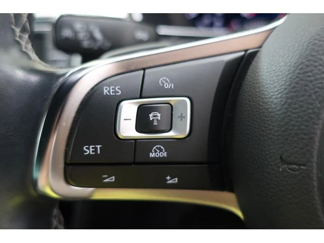 Volkswagen PASSAT 18