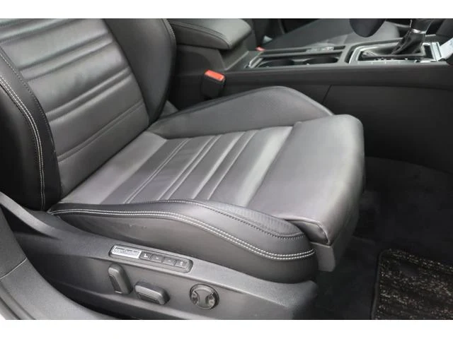 Volkswagen PASSAT 23