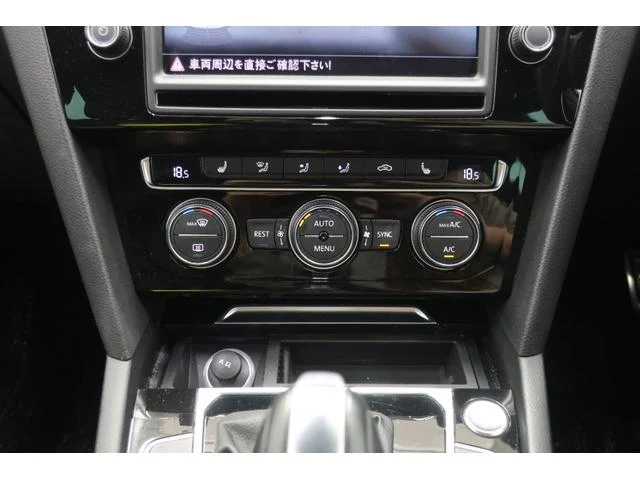 Volkswagen PASSAT 12