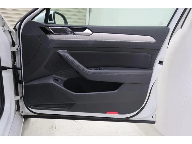 Volkswagen PASSAT 61