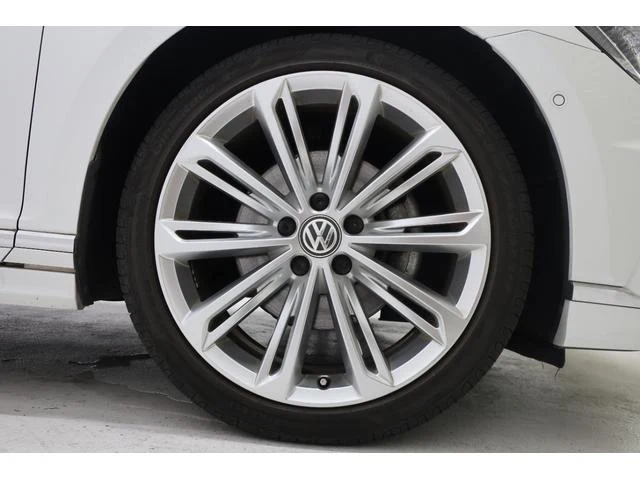 Volkswagen PASSAT 49