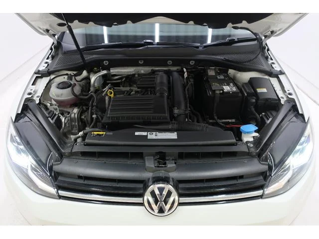Volkswagen GOLF 33