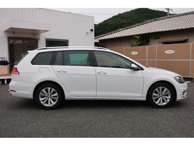 Volkswagen GOLF 64