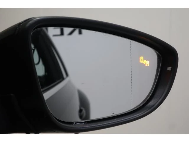 Volkswagen THE 22
