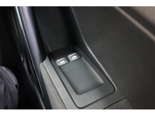 Volkswagen THE 21