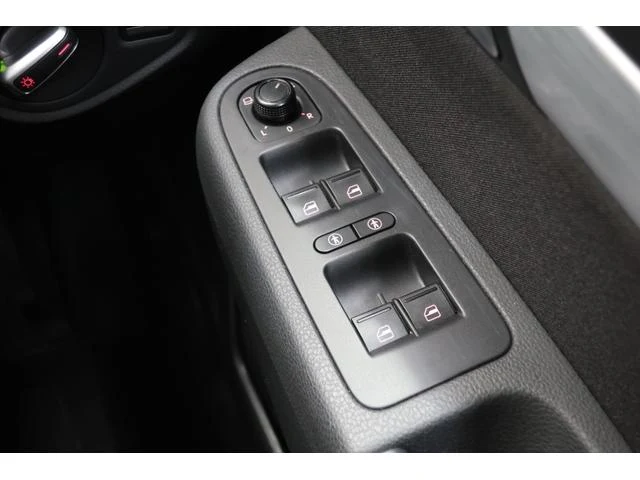Volkswagen SHARAN 23