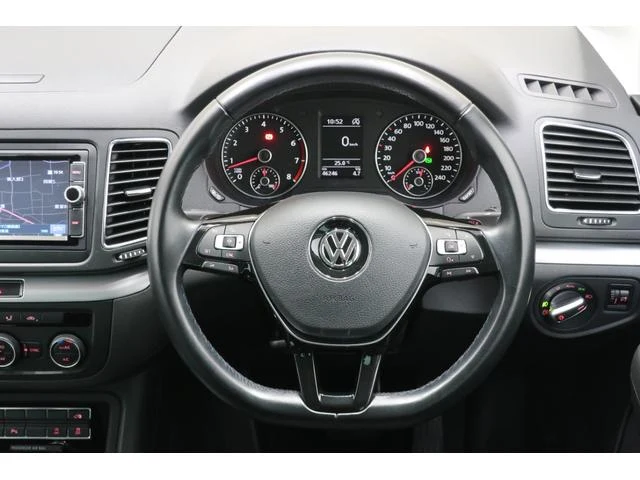 Volkswagen SHARAN 10