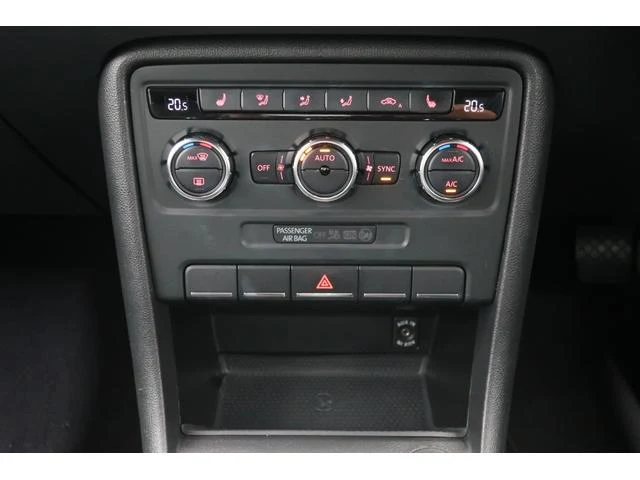 Volkswagen THE 12