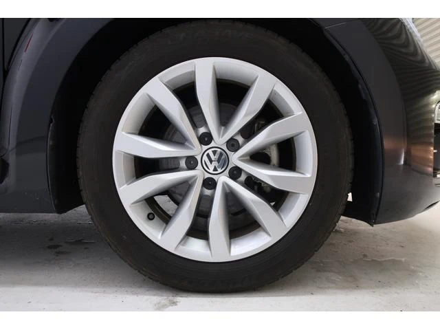 Volkswagen THE 46