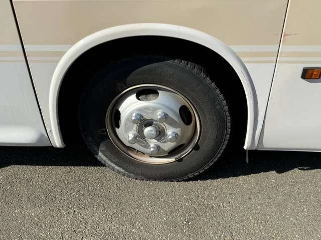 Hino RIESSE 28