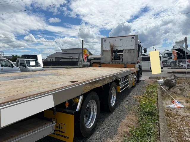 UD Trucks QUON 6