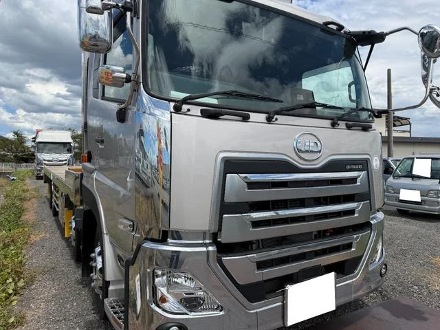 UD Trucks QUON 3