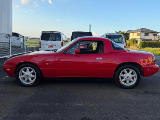 AMERICA MAZDA MX-5 24