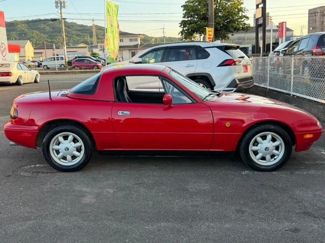 AMERICA MAZDA MX-5 25