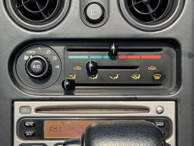 AMERICA MAZDA MX-5 18