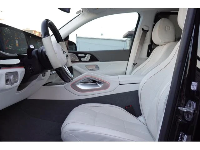 MERCEDES MAYBACH GLS 26