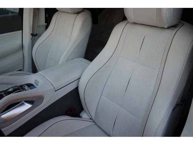 MERCEDES MAYBACH GLS 27