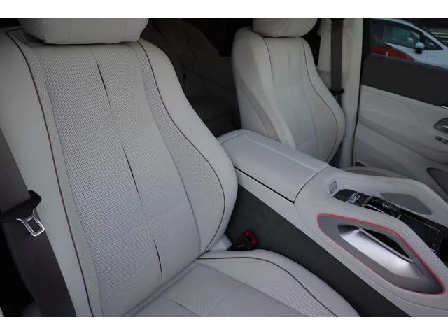 MERCEDES MAYBACH GLS 31