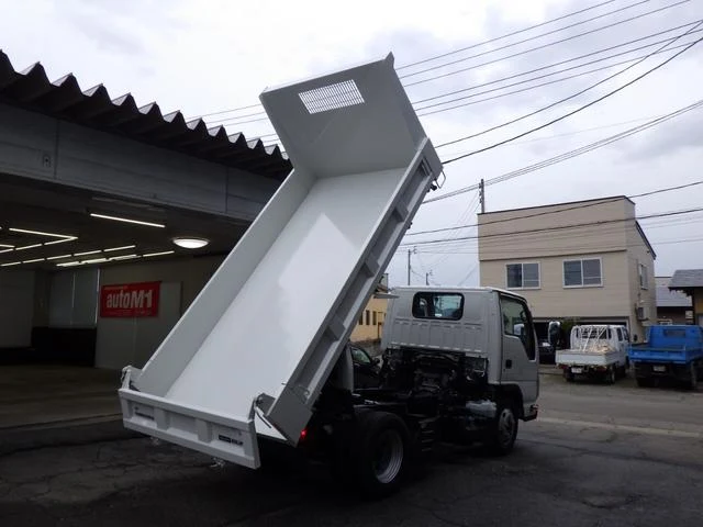 Isuzu ELF 54